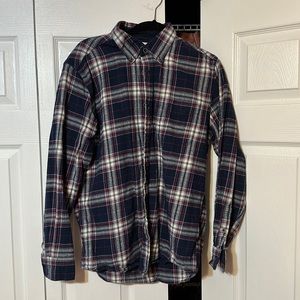 Men’s medium plaid button down